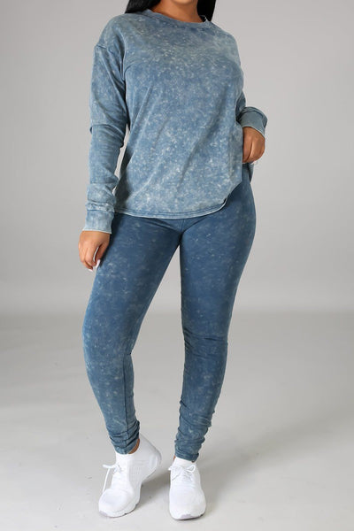 COMFY LONG SLEEVE AND LEGGINGS SET