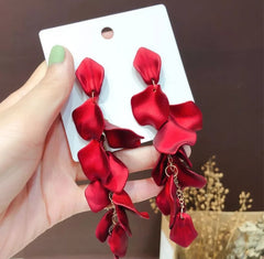 ROSE FLOWER TASSEL LONG EARING